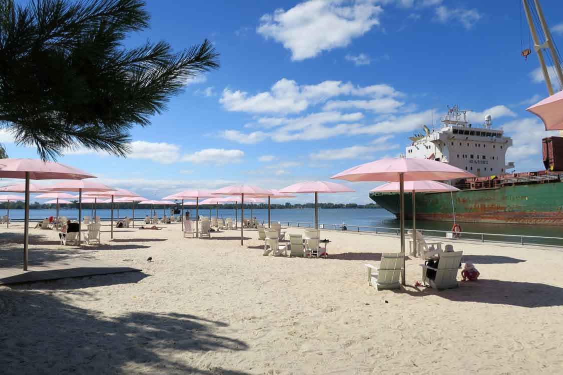 Best Urban Beaches In Ontario Sugar Beach Toronto