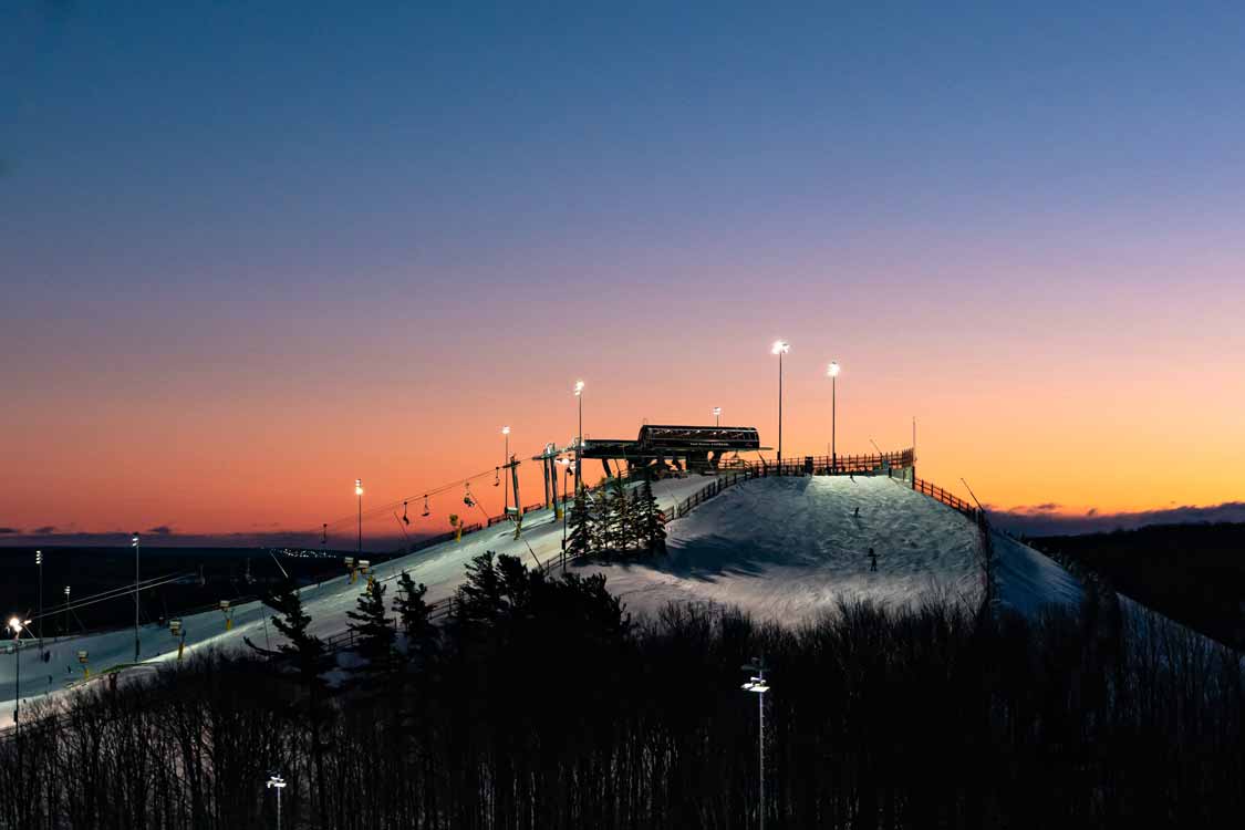 Mount St Louis Moonstone ski resort in Ontario