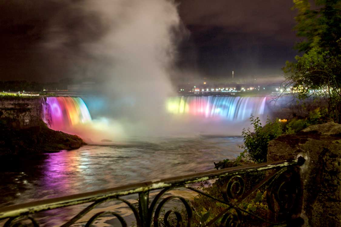 Niagara Falls Light Show