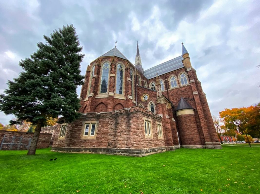 st-peters-catherdral-basilica-london-ontario-attractions