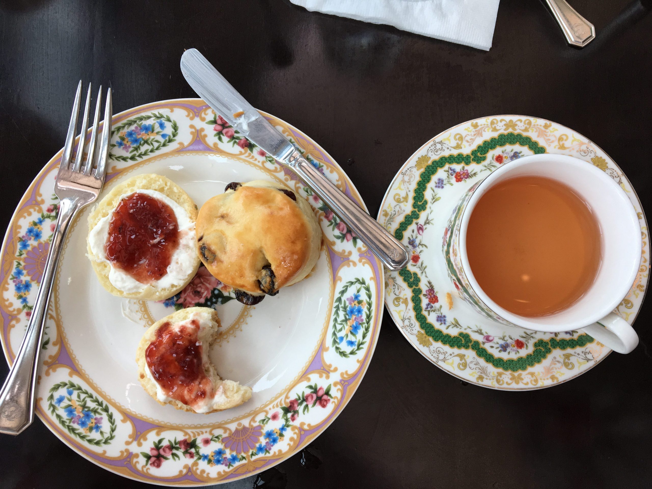 Experiencing High Tea at the Chateau Laurier - Ultimate Ontario