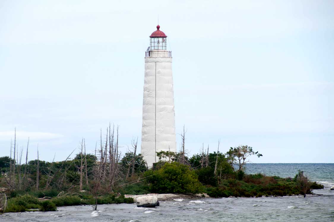 Notawasaga Lighthouse in Collingwood, Ontario