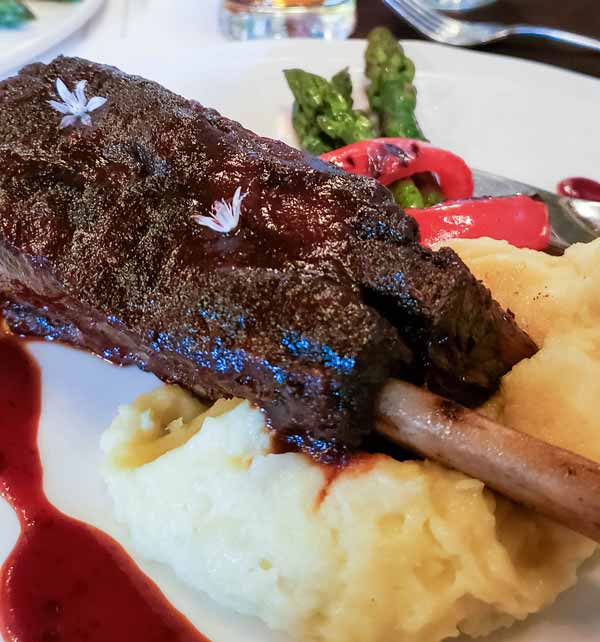 Steak at Embers on the Ridge restaurant in Sault Ste Marie