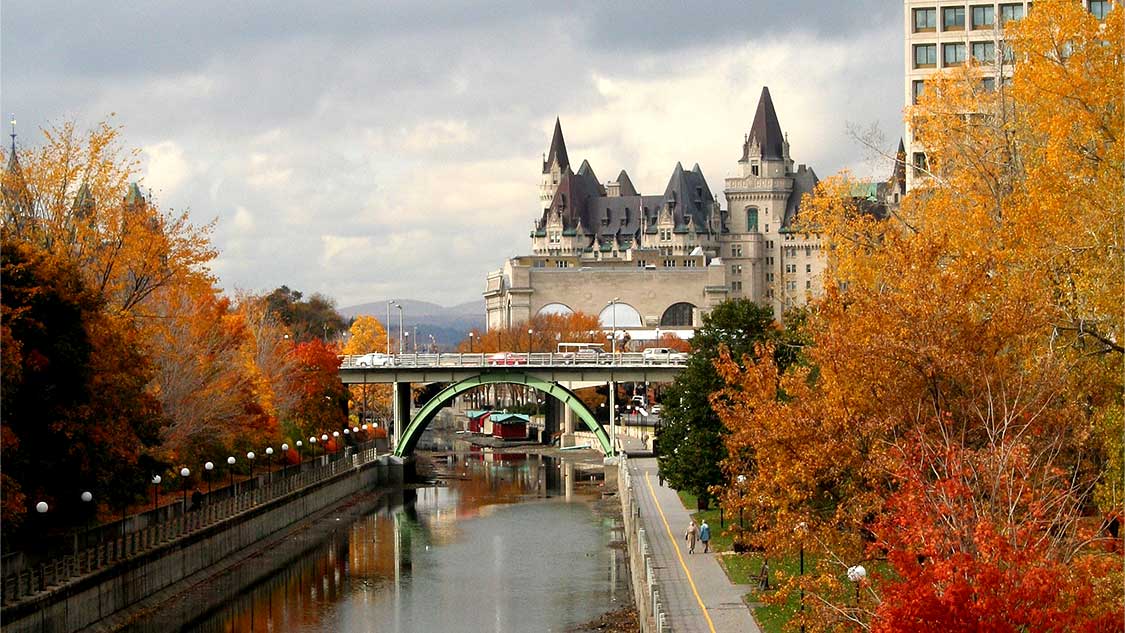 Chateau Laurier Ontario haunted hotels