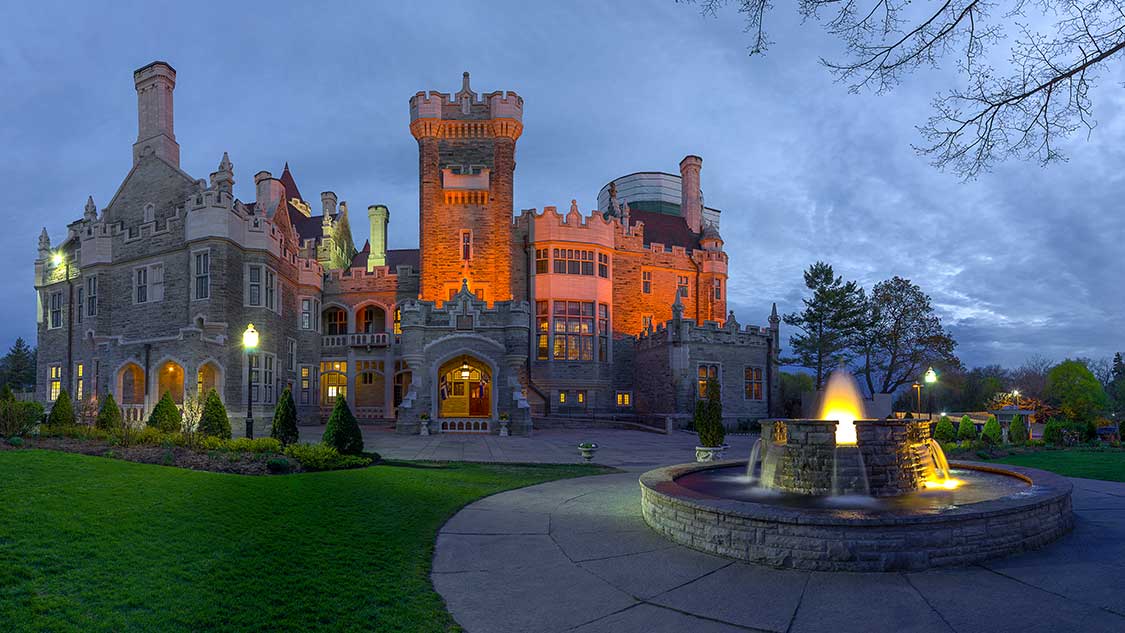 Complete guide to Casa Loma Toronto