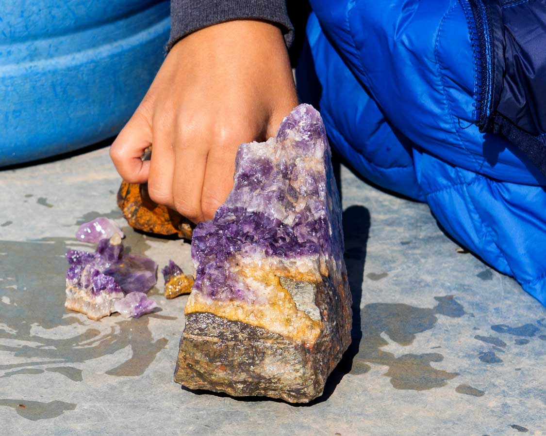 Finding The Best Amethyst in Thunder Bay Discover The Mines That Host